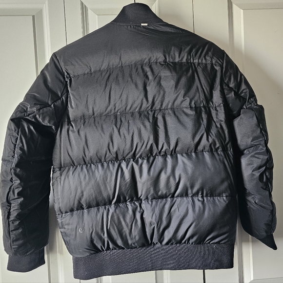 Lululemon Roam Far Reversible Down Bomber Jacket - Picture 4 of 6